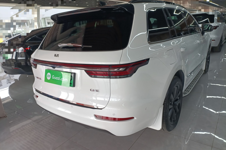 理想汽车 理想ONE 2021款 增程6座版车身外观7