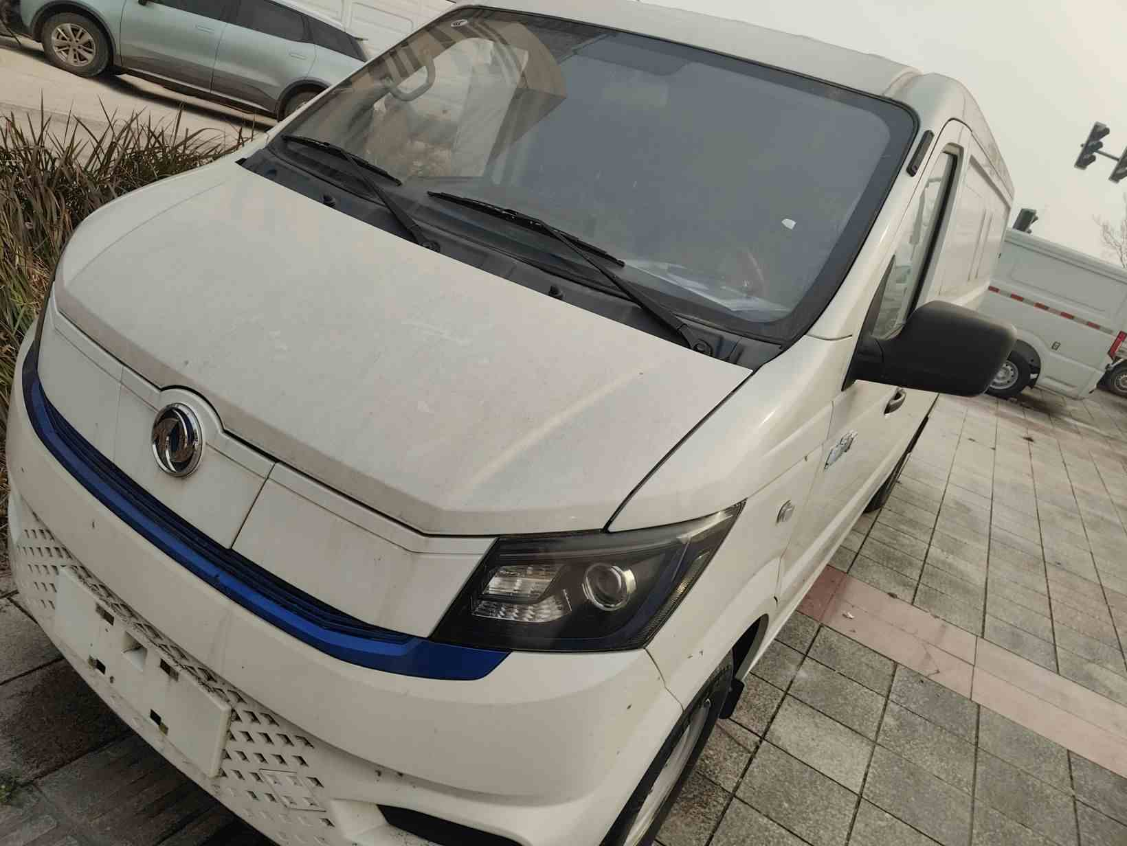 东风 御风EM27 2024款 EM27L 亿纬动力 41.86kWh(2)