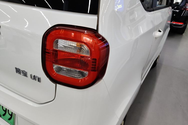 凌宝汽车 凌宝uni 2022款 微甜版车身外观9