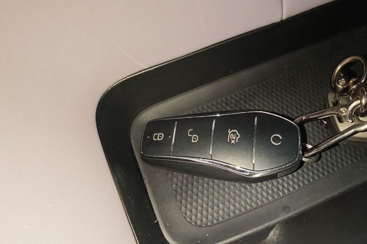 比亚迪 海豚 2021款 405km 时尚版中控内饰7001