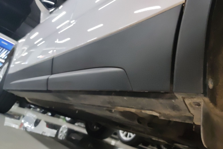 凯迪拉克XT4 2024款 25T 两驱风尚型局部细节9002