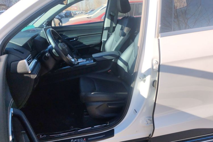 比亚迪 宋Pro 2019款 1.5T 自动精英型中控内饰19