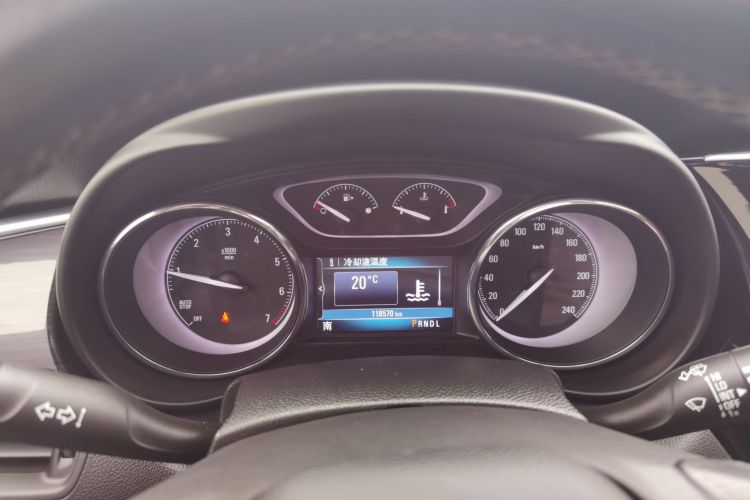 别克 昂科威 2020款 20T 两驱豪华型局部细节14