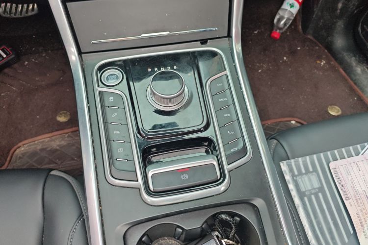 大乘汽车 大乘G70s 2019款 2.0T 自动至尊型中控内饰18