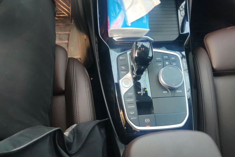 宝马X3 2022款 xDrive25i M运动套装中控内饰18