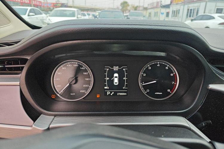 奇瑞 艾瑞泽5 2021款 PRO 1.5L CVT青春版中控内饰14