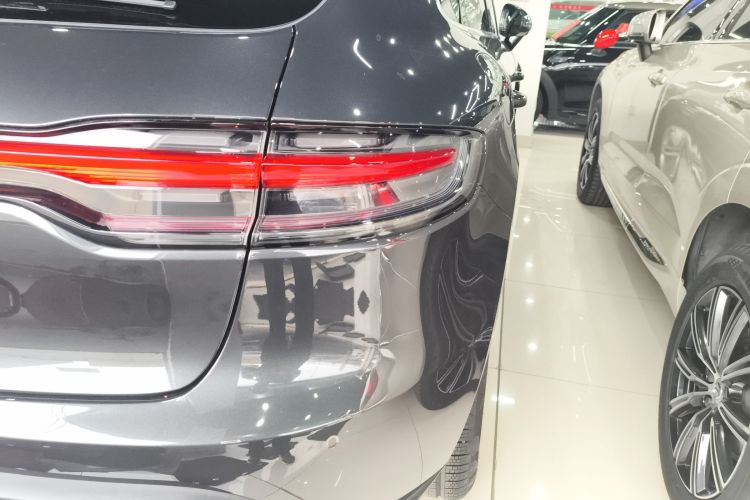 保时捷 2022款 Macan 2.0T车身外观9
