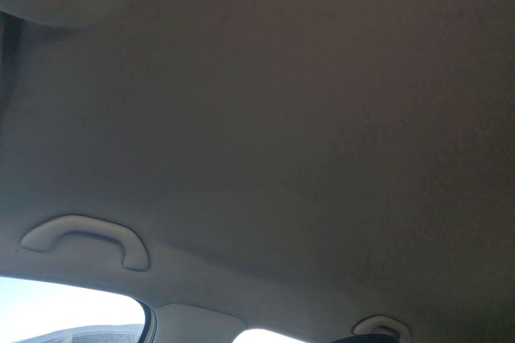 大众 Polo 2014款 1.4L 手动风尚版中控内饰22