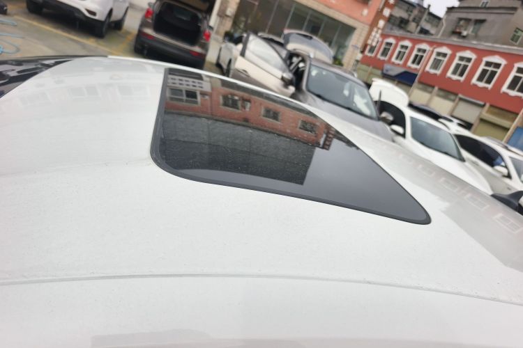 长安 逸动 2023款 畅享版 PLUS 蓝鲸NE 1.4T GDI DCT尊贵版局部细节57