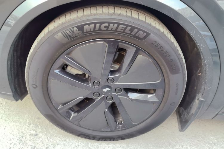 理想汽车 理想L8 2024款 Max车身外观6002