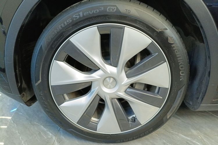 特斯拉 Model Y 2022款 长续航全轮驱动版车身外观6007