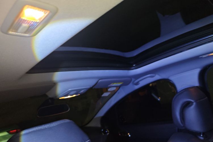 标致3008 2015款 1.6THP 自动至尚版局部细节22