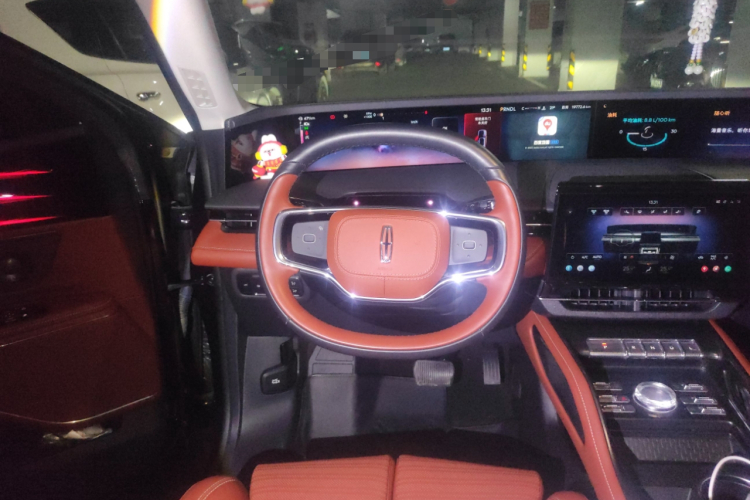 林肯 航海家 2023款 2.0T 四驱尊睿版中控内饰13