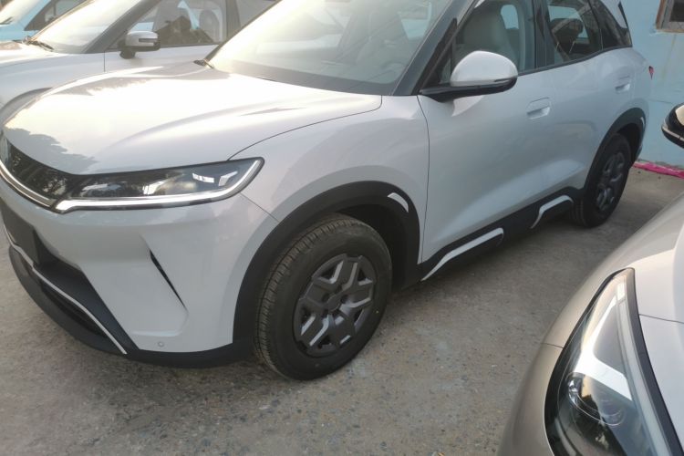 比亚迪 元UP 2025款 301KM 领航型车身外观6003