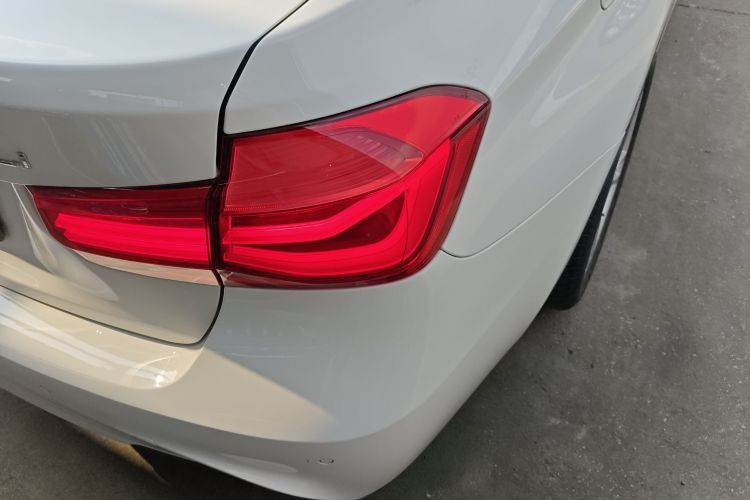 宝马3系 2019款 320Li M运动套装车身外观6006