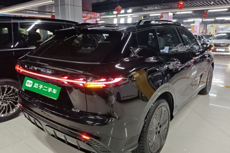 岚图汽车 岚图知音 2024款 四驱全球版车身外观6005