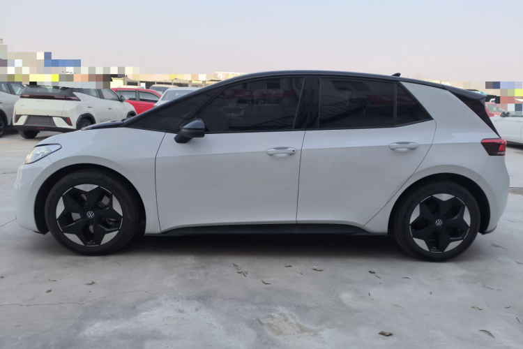 大众ID.3 2025款 改款 聪明款 出众版车身外观4