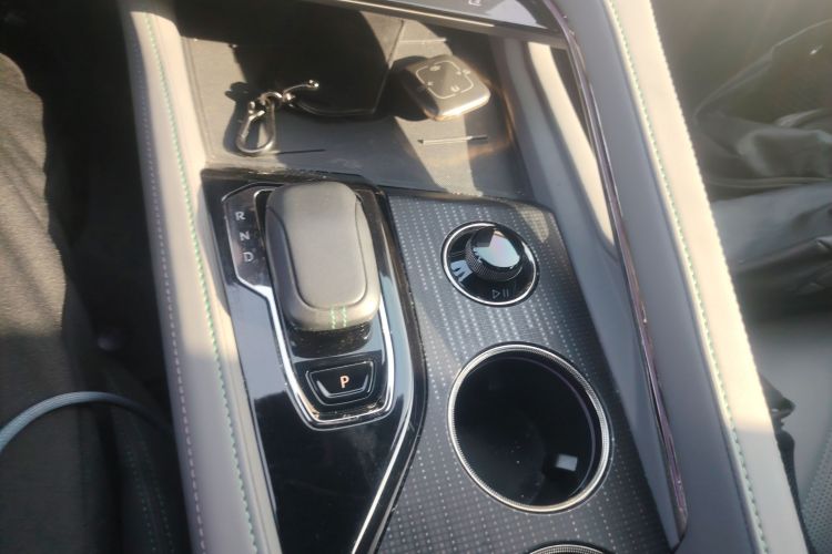 极氪001 2022款 长续航双电机 WE版局部细节18