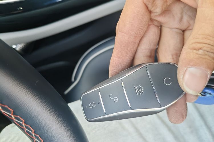 比亚迪 秦PLUS 2021款 EV 500KM 豪华型中控内饰7001