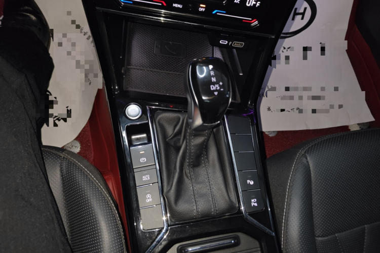 大众 帕萨特 2023款 改款 330TSI 星空豪华版中控内饰18