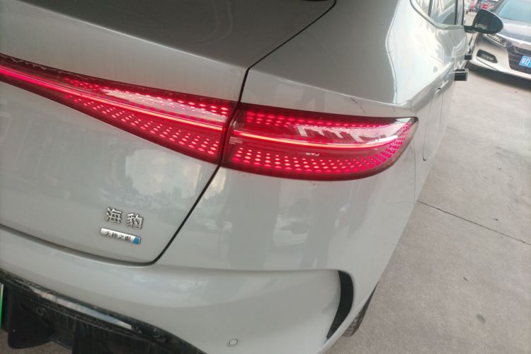 比亚迪 海豹 2025款 650智驾版车身外观9