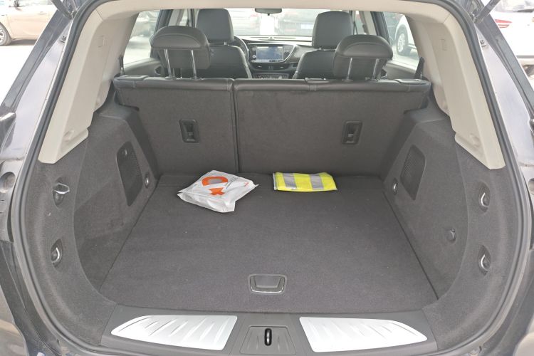 别克 昂科威 2020款 20T 两驱精英型局部细节23