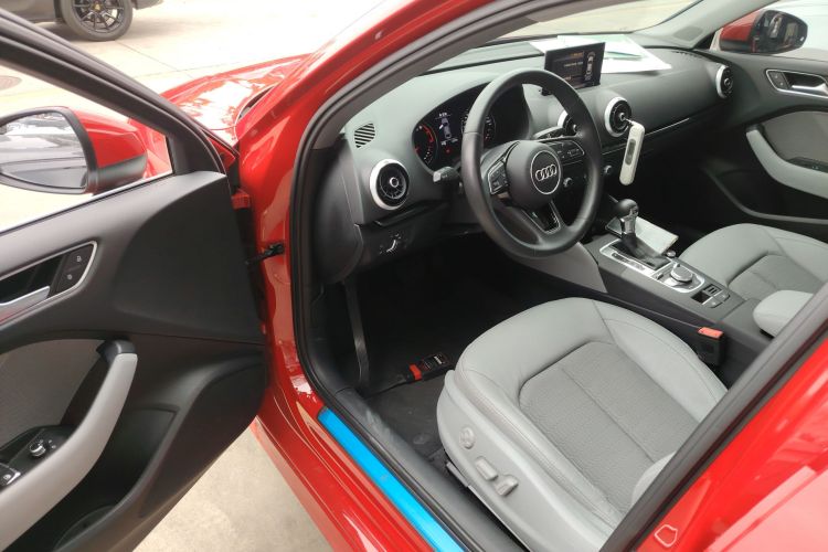 奥迪A3 2019款 Limousine 35 TFSI 时尚型 国VI中控内饰20