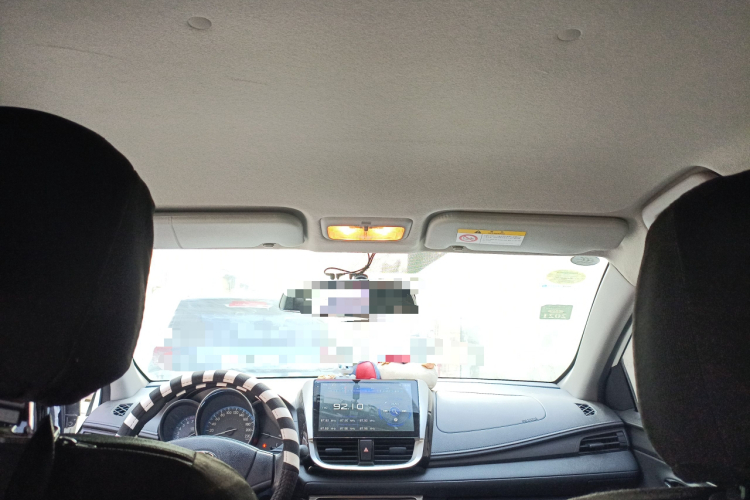 丰田 威驰 2017款 1.5L CVT创行版中控内饰22