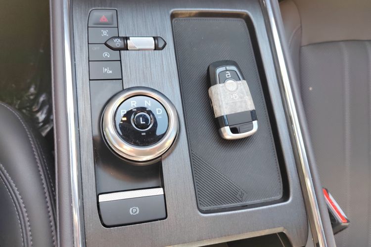 福特 蒙迪欧 2025款 2.0T EcoBoost 至尊型中控内饰18