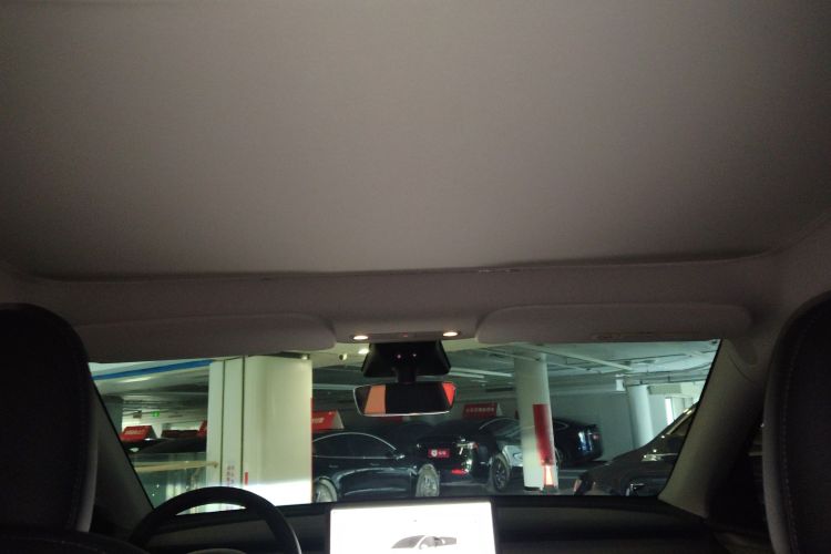 特斯拉 Model Y 2022款 改款 后轮驱动版局部细节22