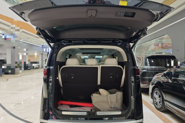 腾势D9 2024款 DM-i 980 四驱尊荣型局部细节23