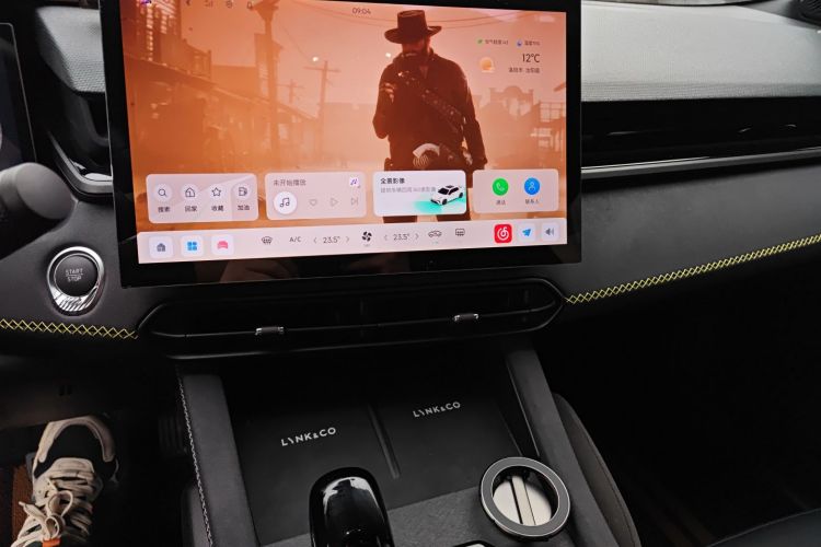 领克03 2023款 1.5TD DCT劲Plus中控内饰16