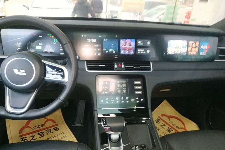 理想汽车 理想ONE 2021款 增程6座版中控内饰16