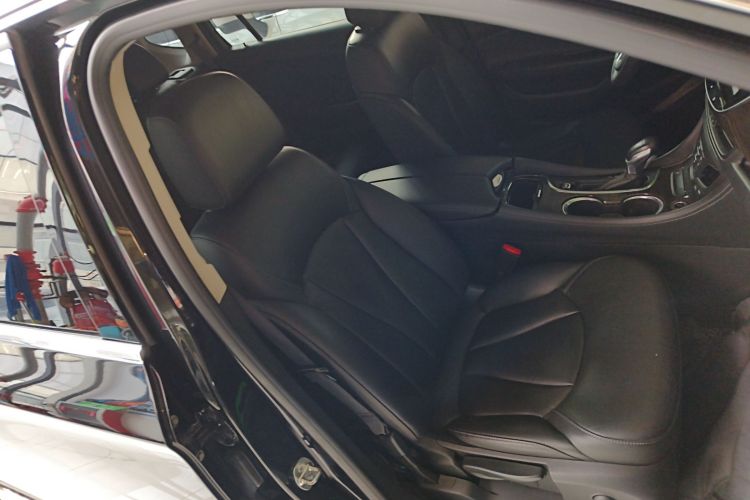 别克 昂科威 2020款 20T 两驱精英型局部细节41