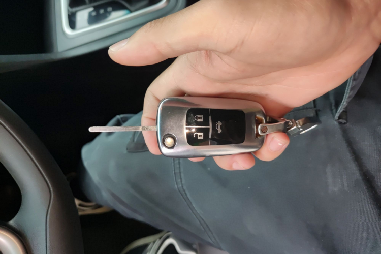 别克 英朗 2021款 改款 典范 1.5L 自动精英型中控内饰7001