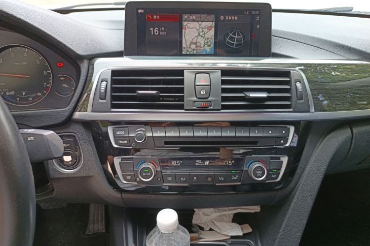 宝马3系 2018款 320Li 领先型豪华套装中控内饰16