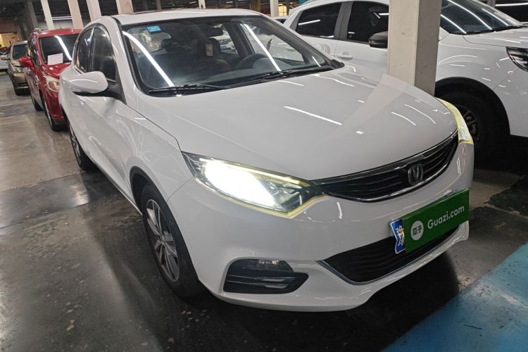 长安 逸动 2015款 1.6L 手动俊酷型 国V车身外观3