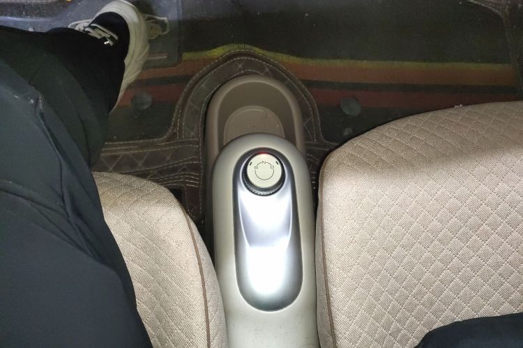 五菱汽车 宏光MINIEV 2025款 四门版 进阶款局部细节18