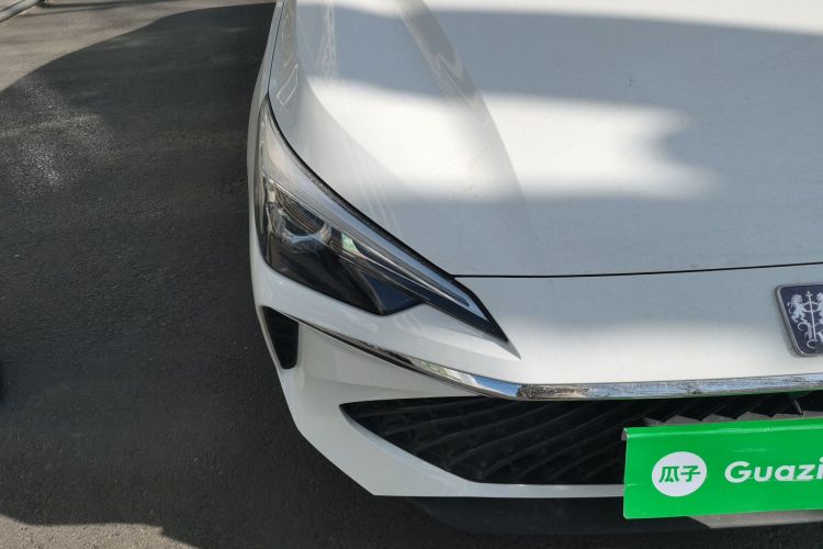 荣威i5 2023款 1.5L 手动舒享版车身外观8