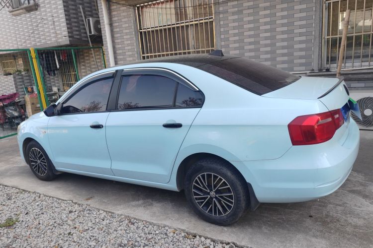 大众 捷达 2015款 质惠版 1.6L 自动时尚型车身外观4