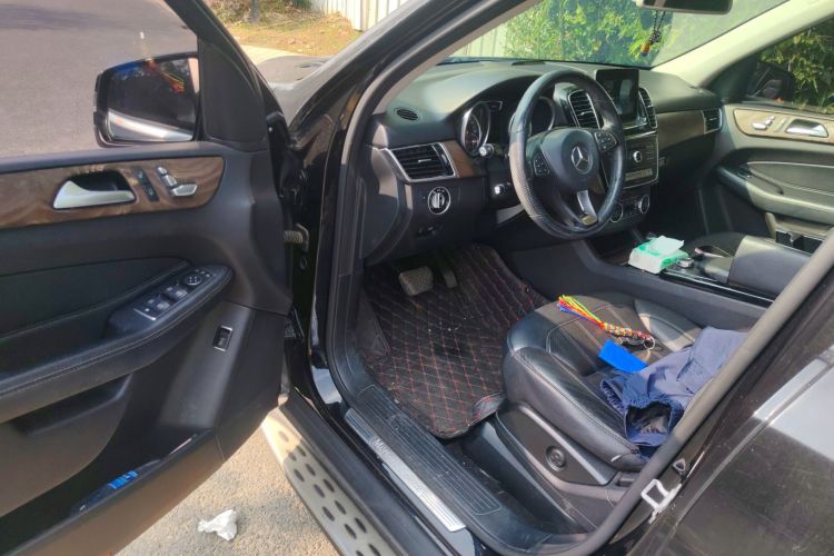 奔驰GLE 2016款 GLE 320 4MATIC 动感型中控内饰7003