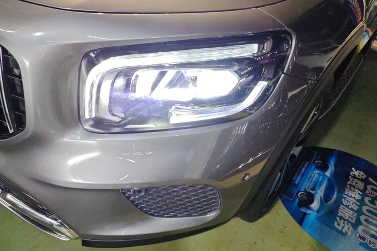 奔驰GLB 2021款 GLB 200 时尚型局部细节36