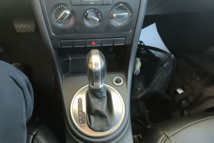 大众 甲壳虫 2014款 1.2TSI 时尚型中控内饰18