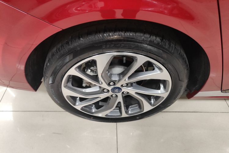 福特 蒙迪欧 2023款 EcoBoost 245 至尊型车身外观6002