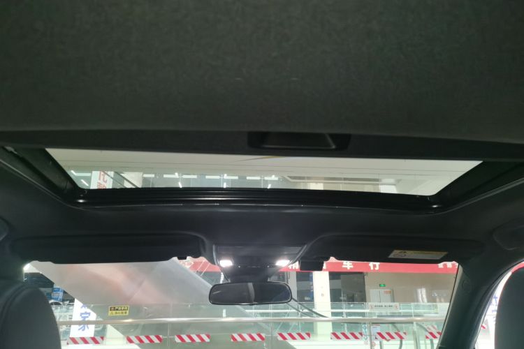 本田 思域 2023款 HATCHBACK 2.0L e:HEV 极控版中控内饰22