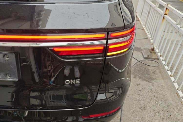 理想汽车 理想ONE 2020款 增程6座版车身外观6006