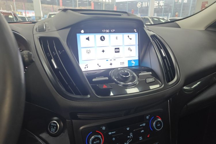 福特 翼虎 2017款 EcoBoost 245 四驱尊翼型局部细节16