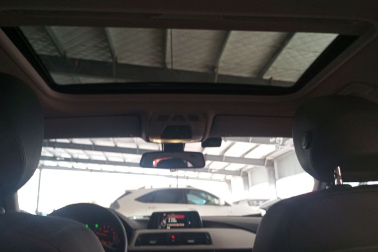 宝马3系 2015款 316Li 时尚型局部细节22