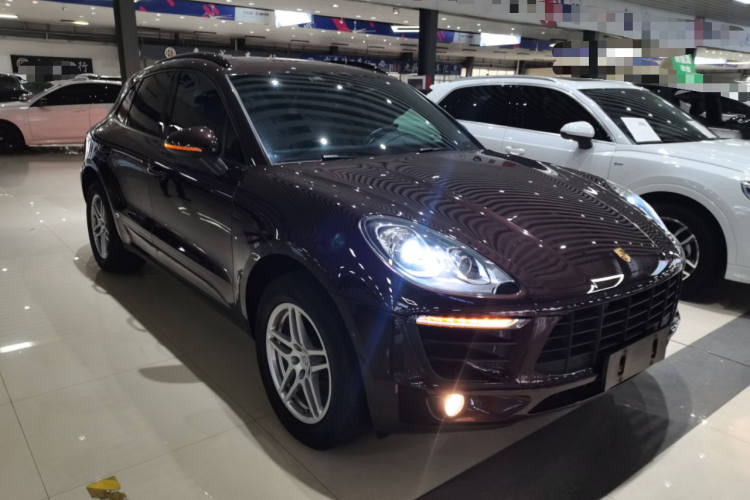 保时捷 2017款  Macan 2.0T车身外观3