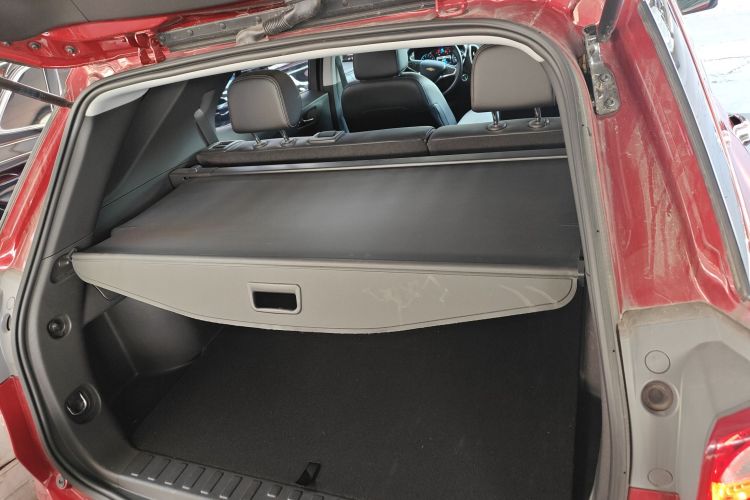 雪佛兰 探界者 2018款 535T 自动驭界版机舱底盘23